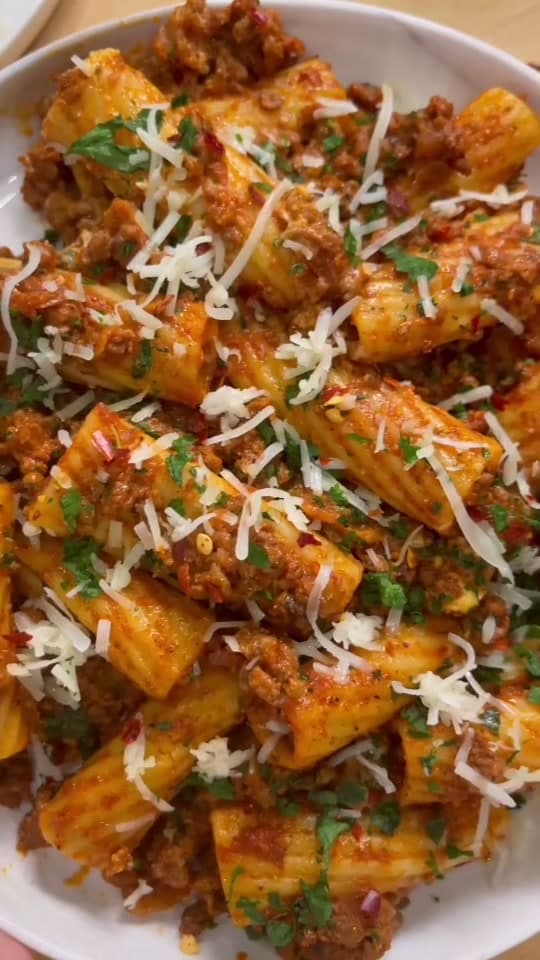 Spicy Meat Sauce Pasta