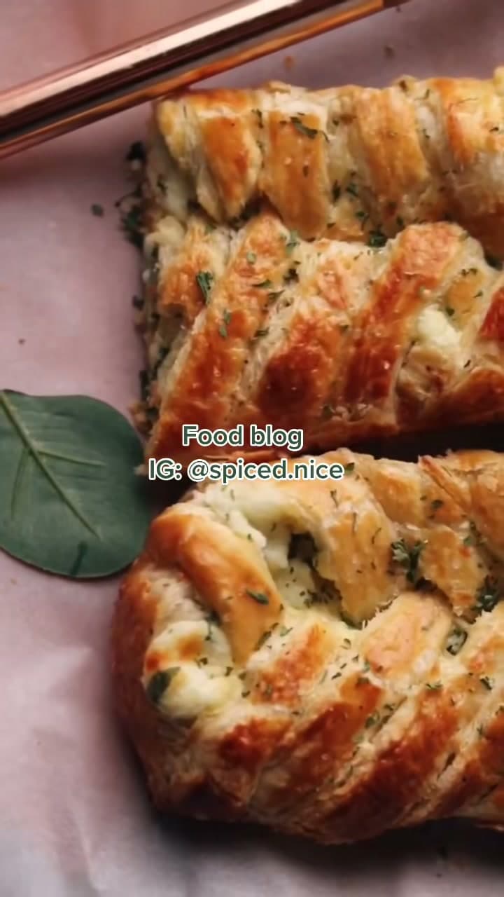 Cheesy Bread Delight