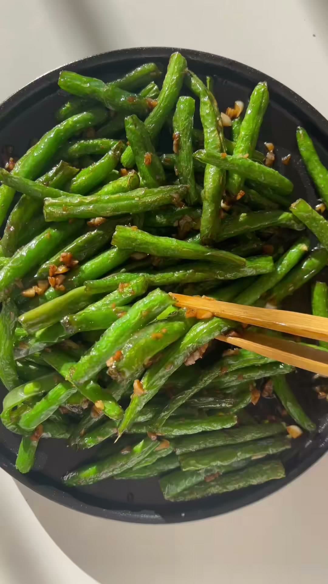 Copycat Din Tai Fung Garlic Green Beans