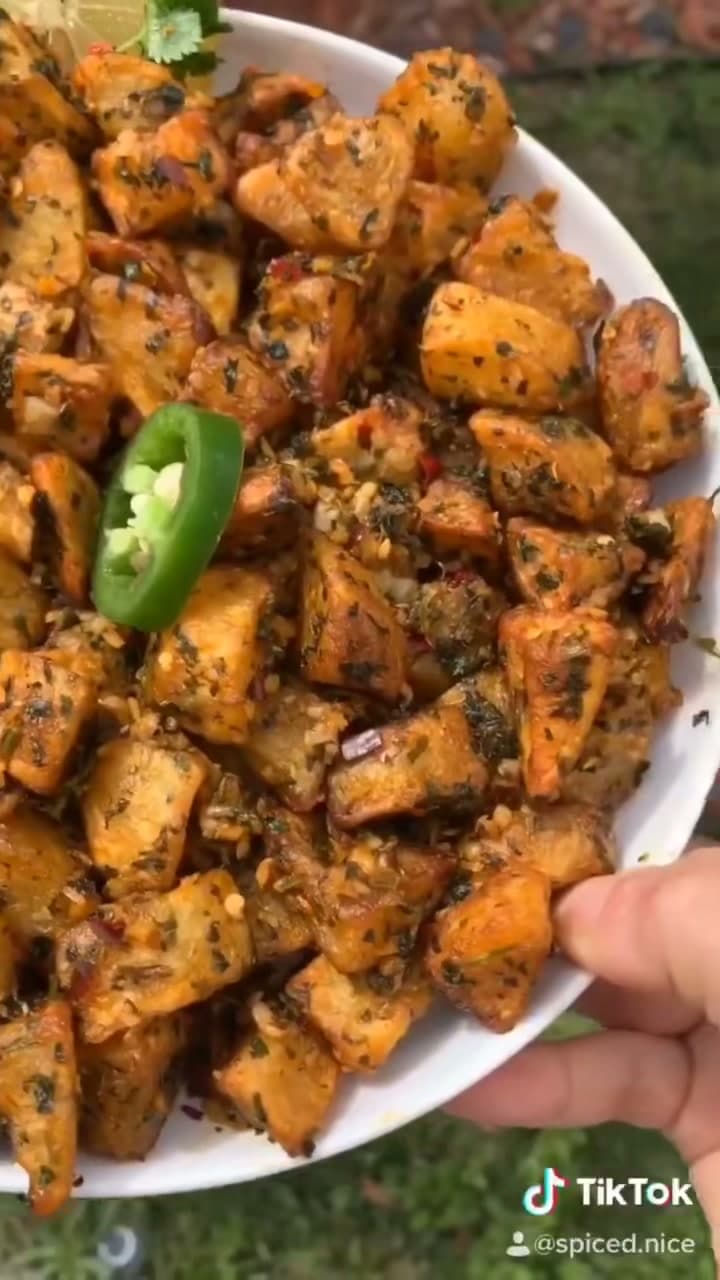 Lemony Garlic Air-Fried Potatoes