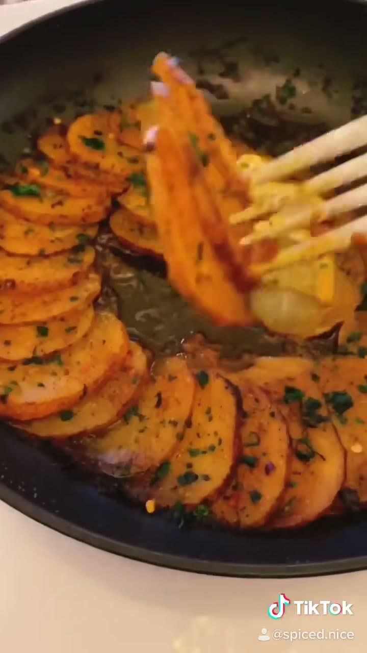 Spicy Garlic Potato Ratatouille