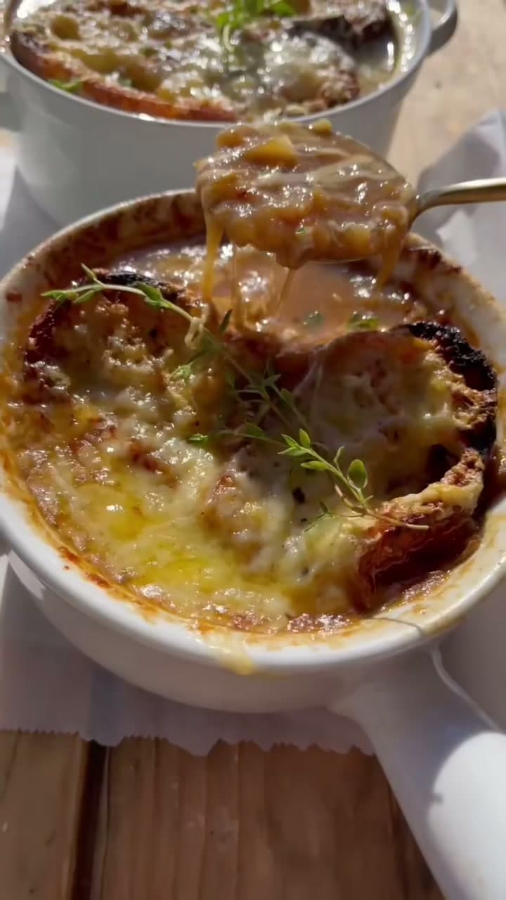 Rich French Onion Soup