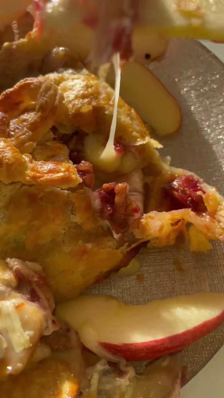 Baked Brie with Maple Candied Pecans and Cranberry Sauce