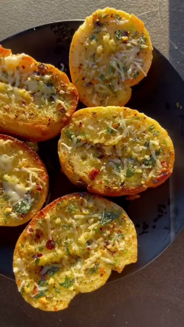 Garlic Herb Crostini